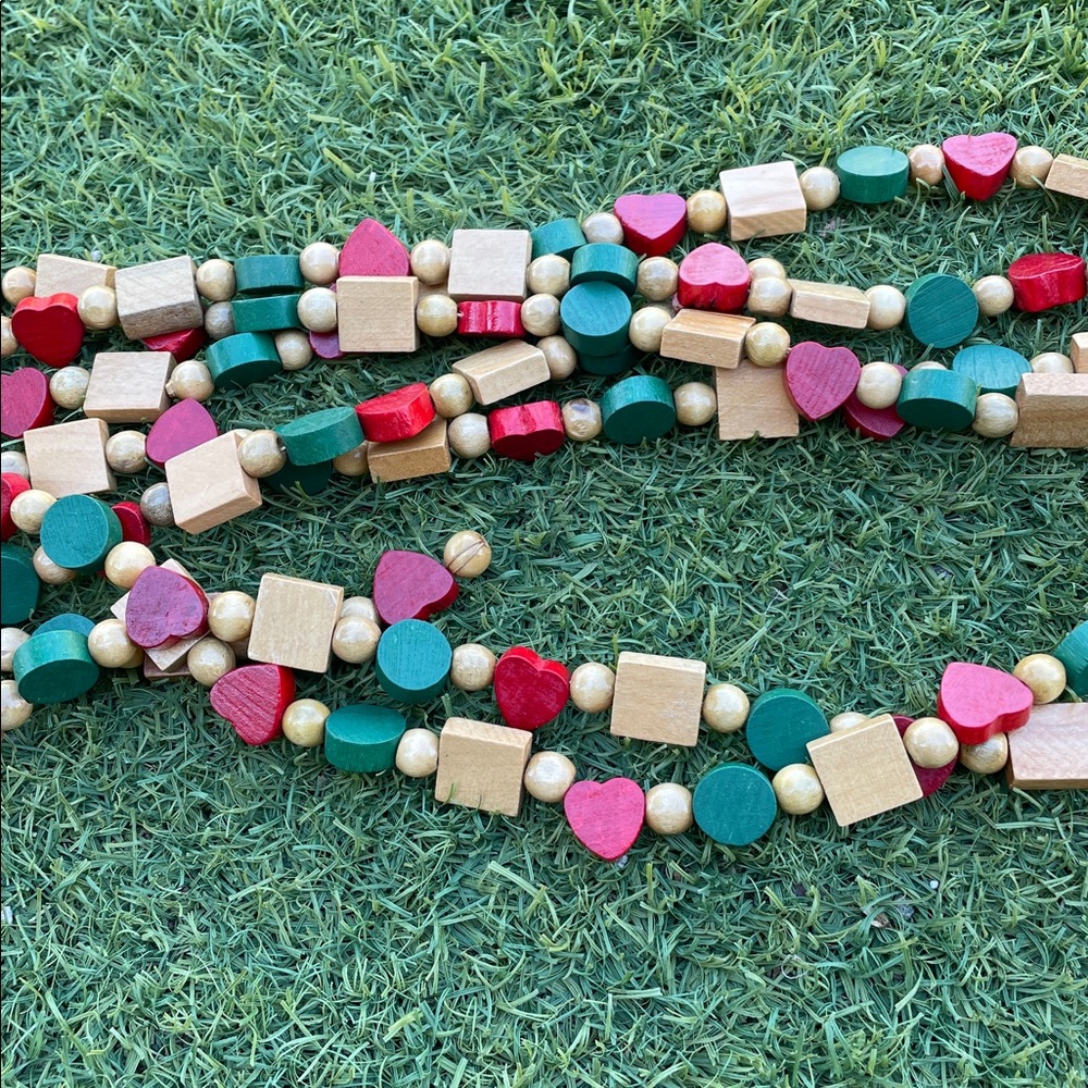 Vintage Wood Holiday Garland